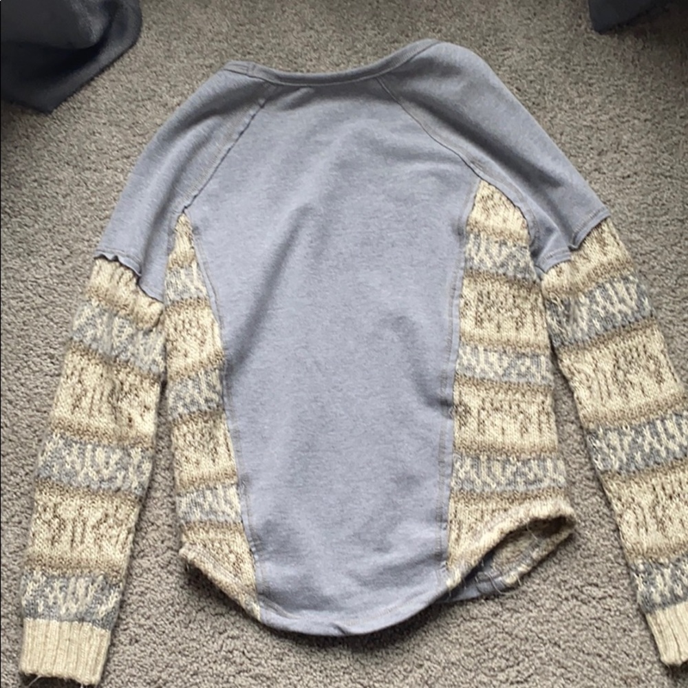 Sweater - Picture 2 of 2